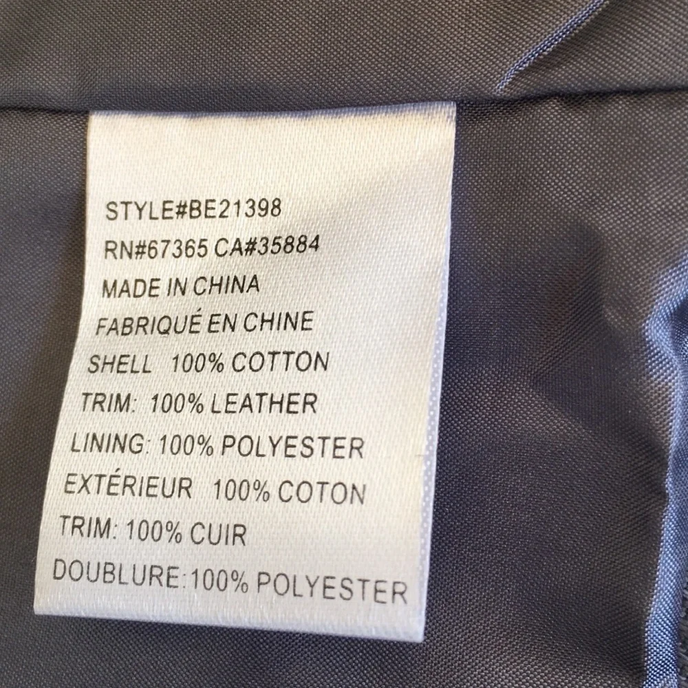 BB Dakota vest. Size Medium. Leather Trim